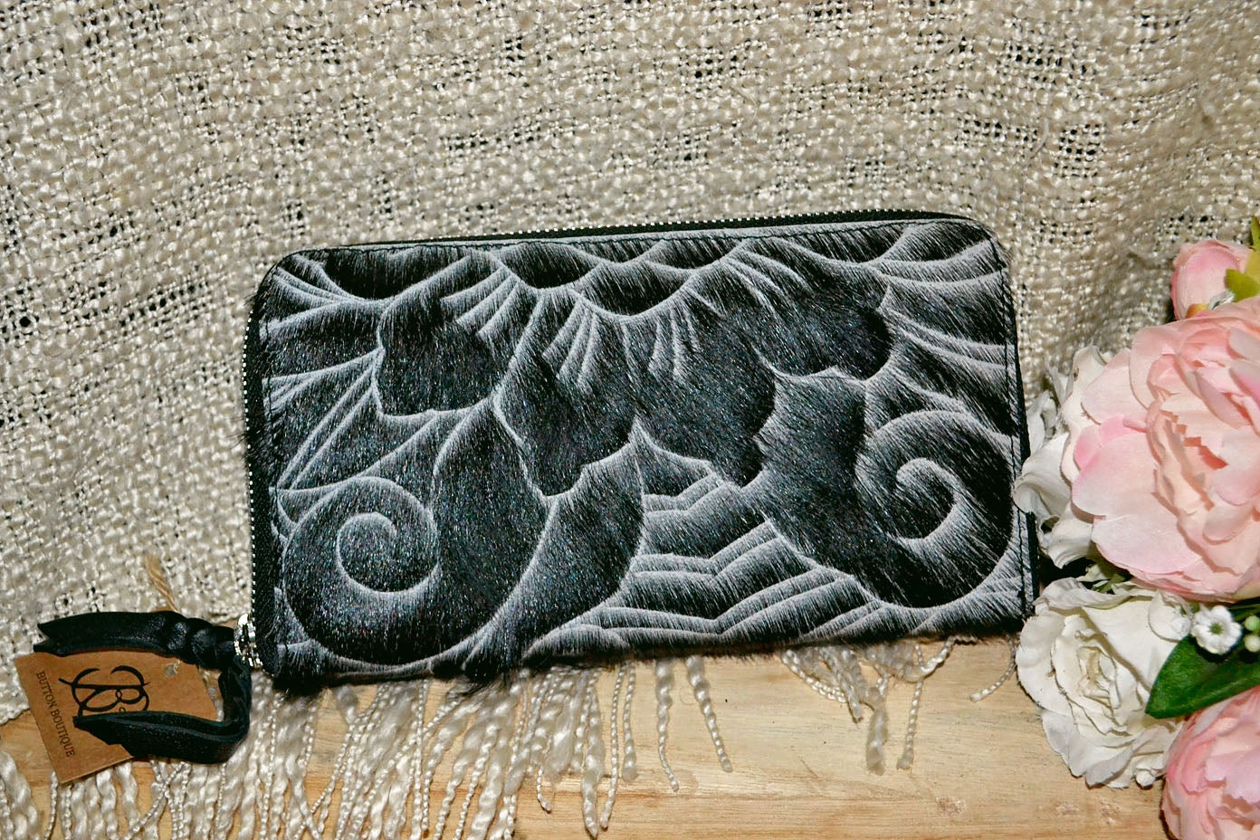 Carved Wallet ~ Double Zip Black Collection