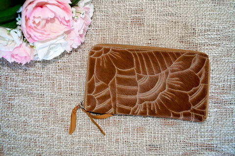 Carved Wallet ~  Double Zip Brown & White Collection