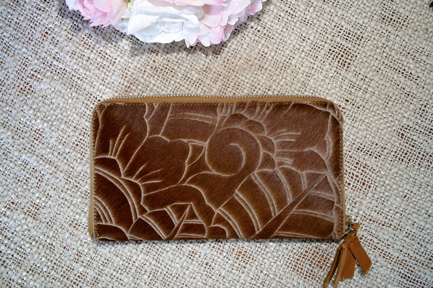 Carved Wallet ~  Double Zip Tan Collection